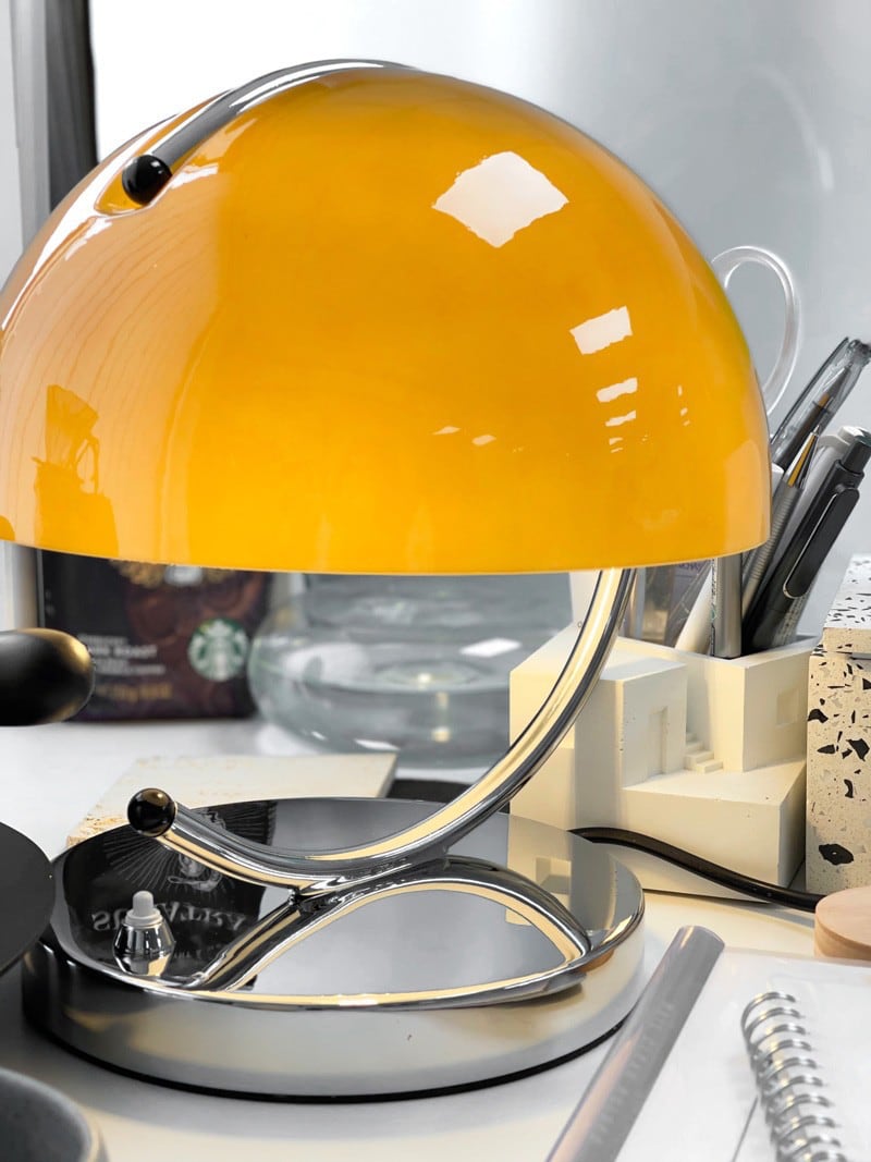 Classic Bauhaus Glass Table Lamp