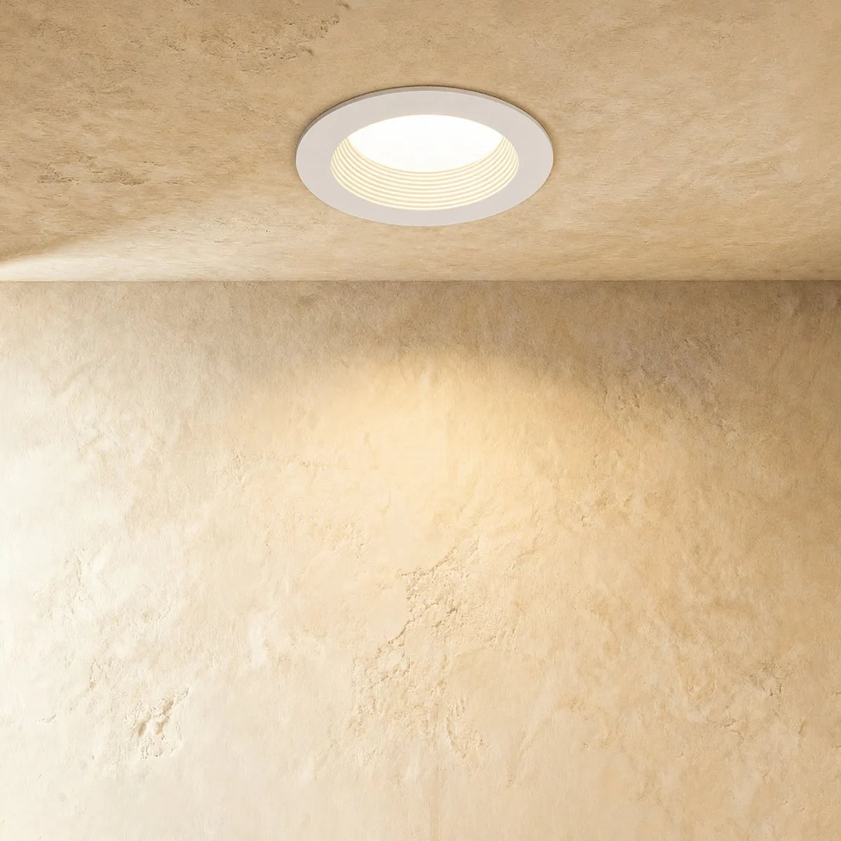 Minimalist Aluminum Eye-Protection Downlight
