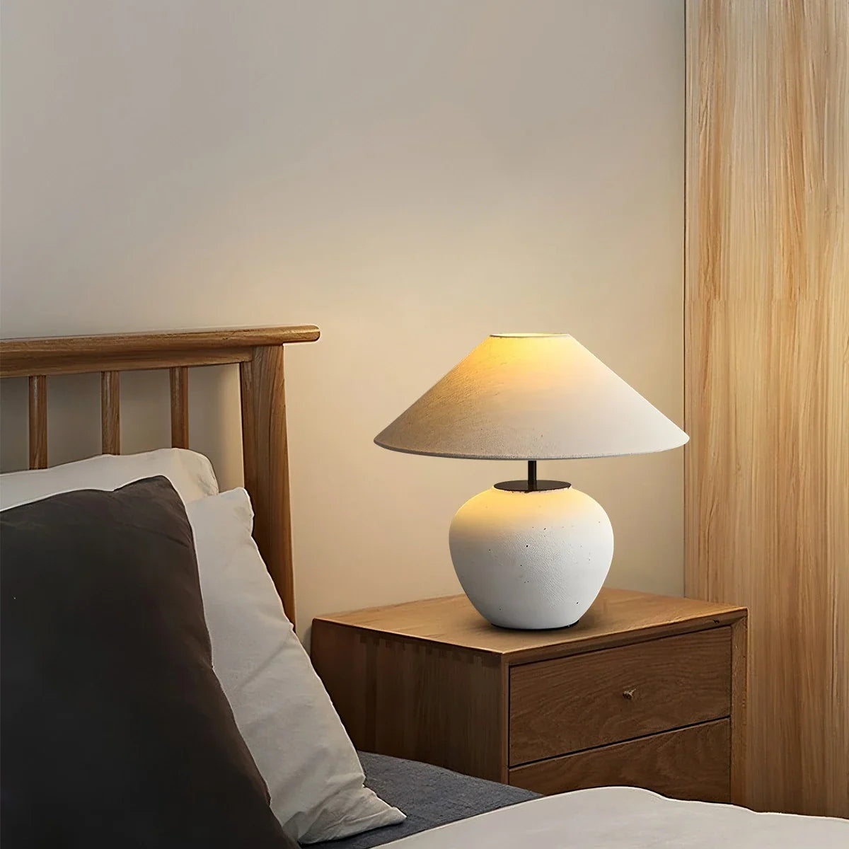 Vintage Ceramic Table Lamp