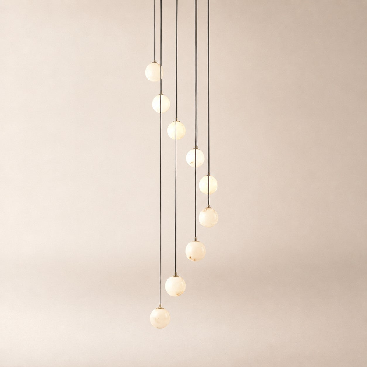 Oquven Chandelier
