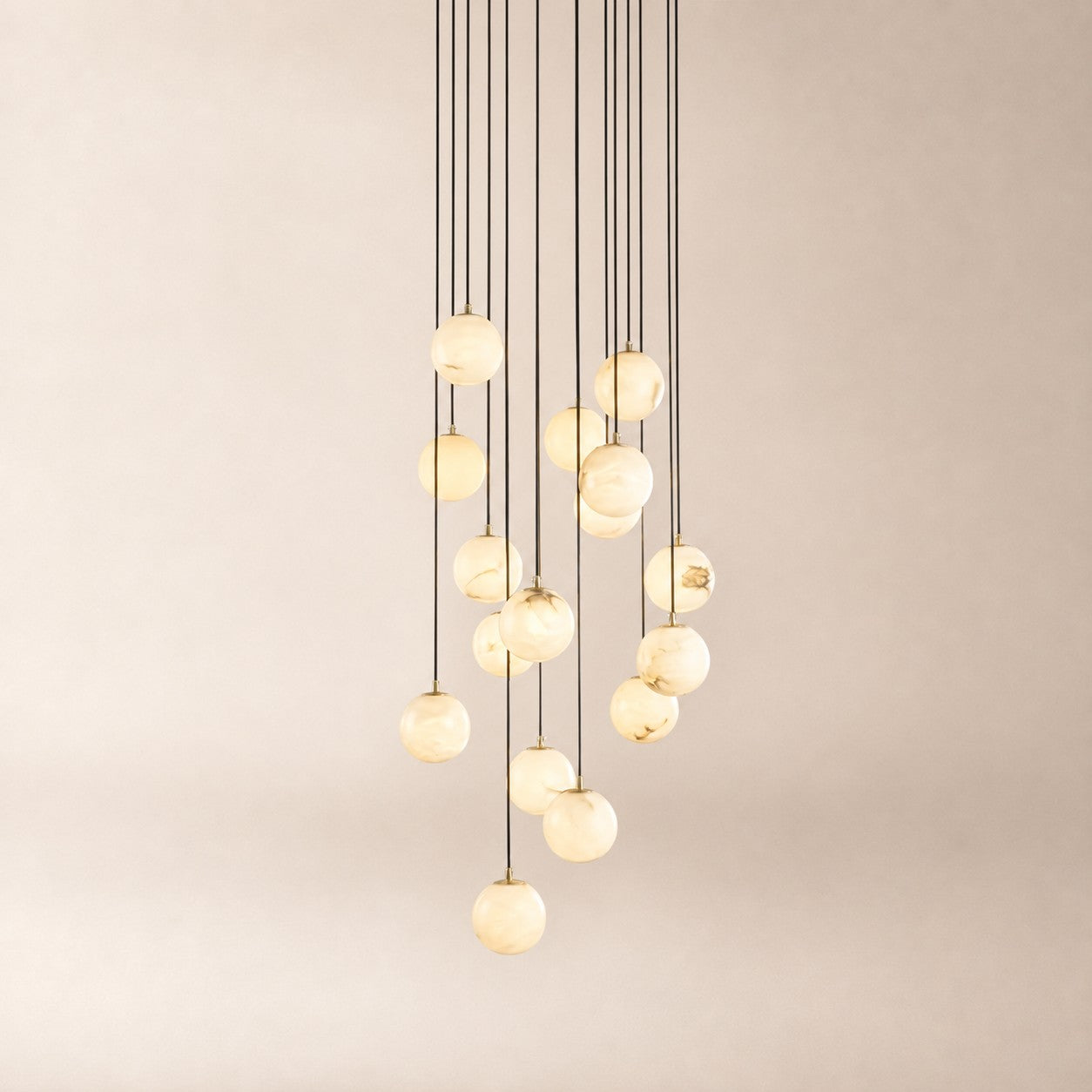 Oquven Chandelier