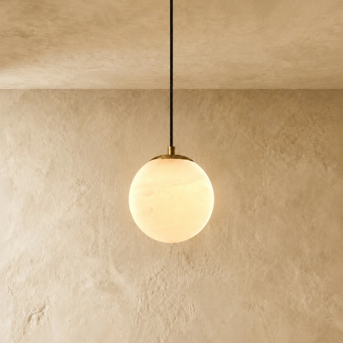 Qevol Pendant Light