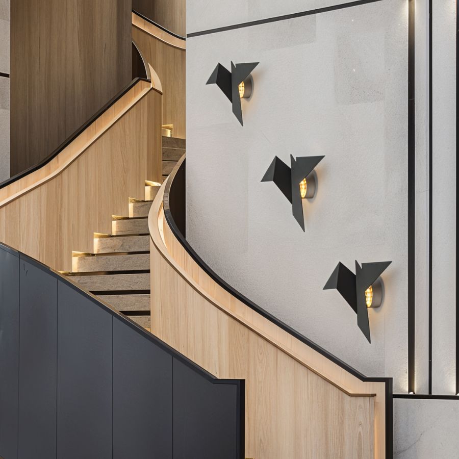 Finch Wall Lamp