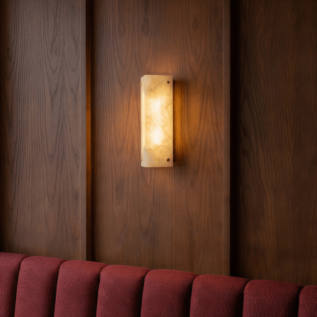 Halfi Wall Lamp