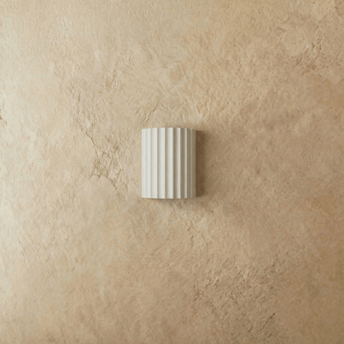 Ujal Wall Lamp