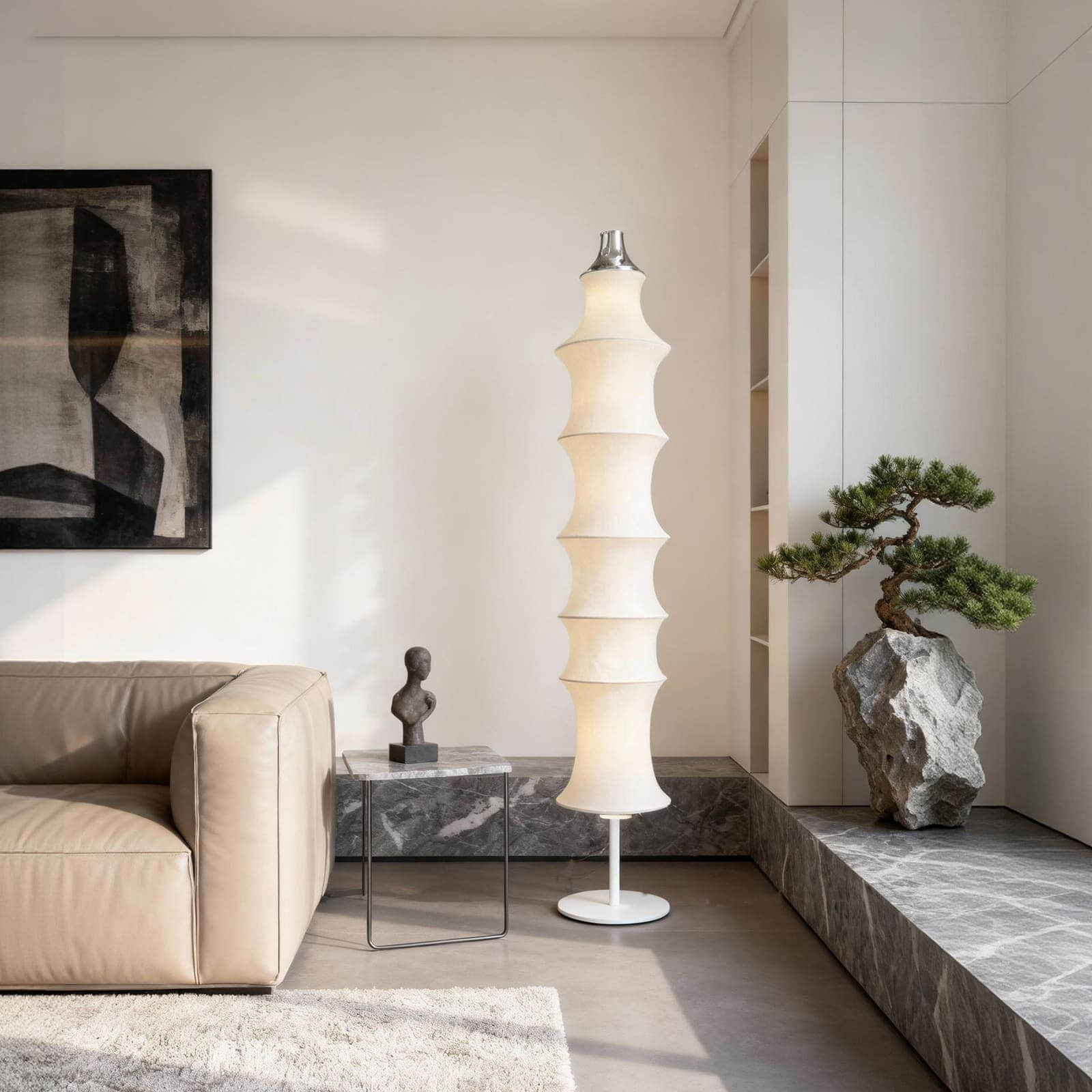 Vayura Floor Lamp