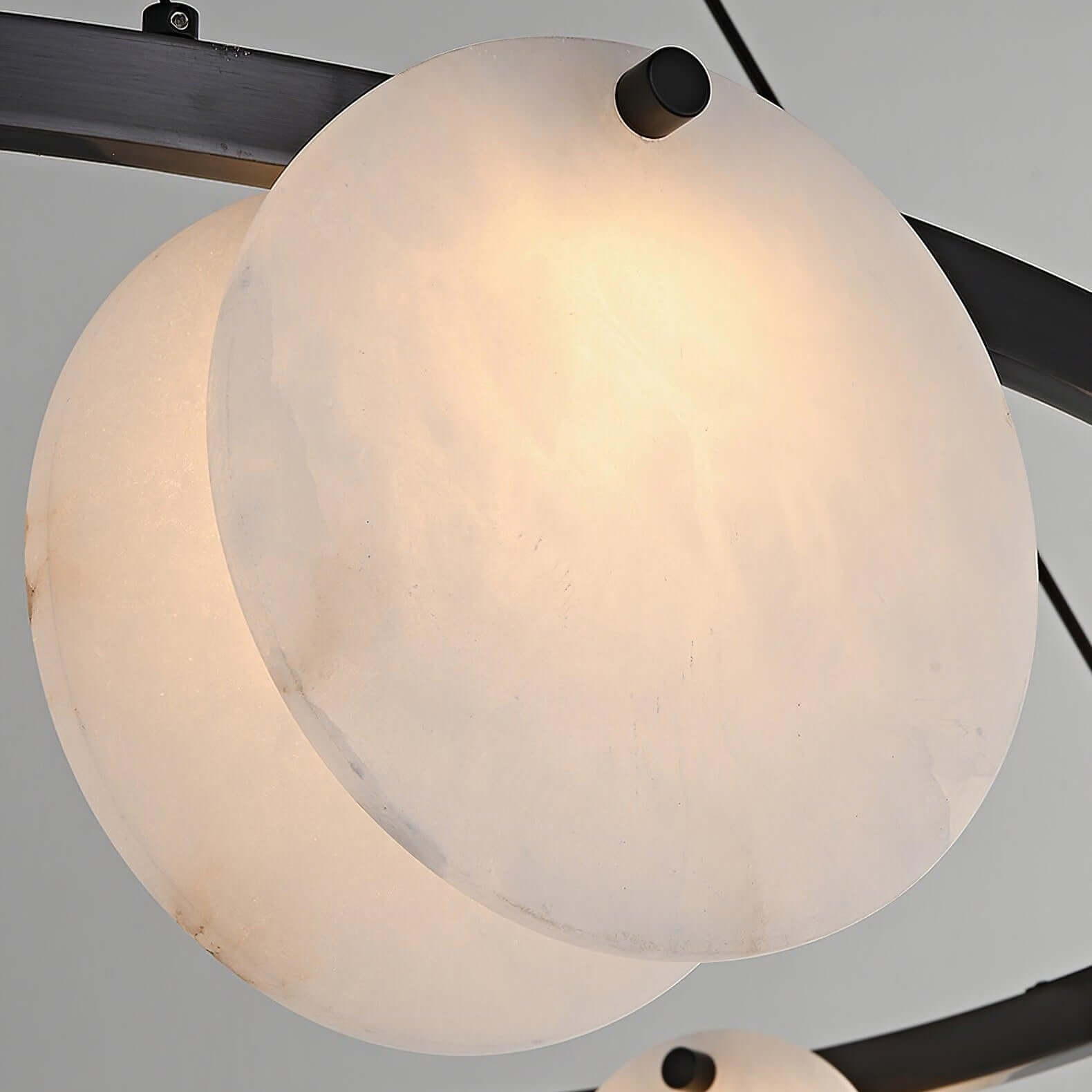 Vezino Chandelier