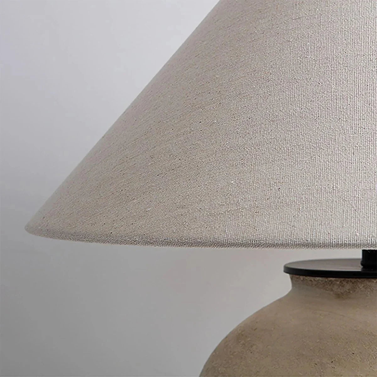 Retro Ceramic Jar Table Lamp