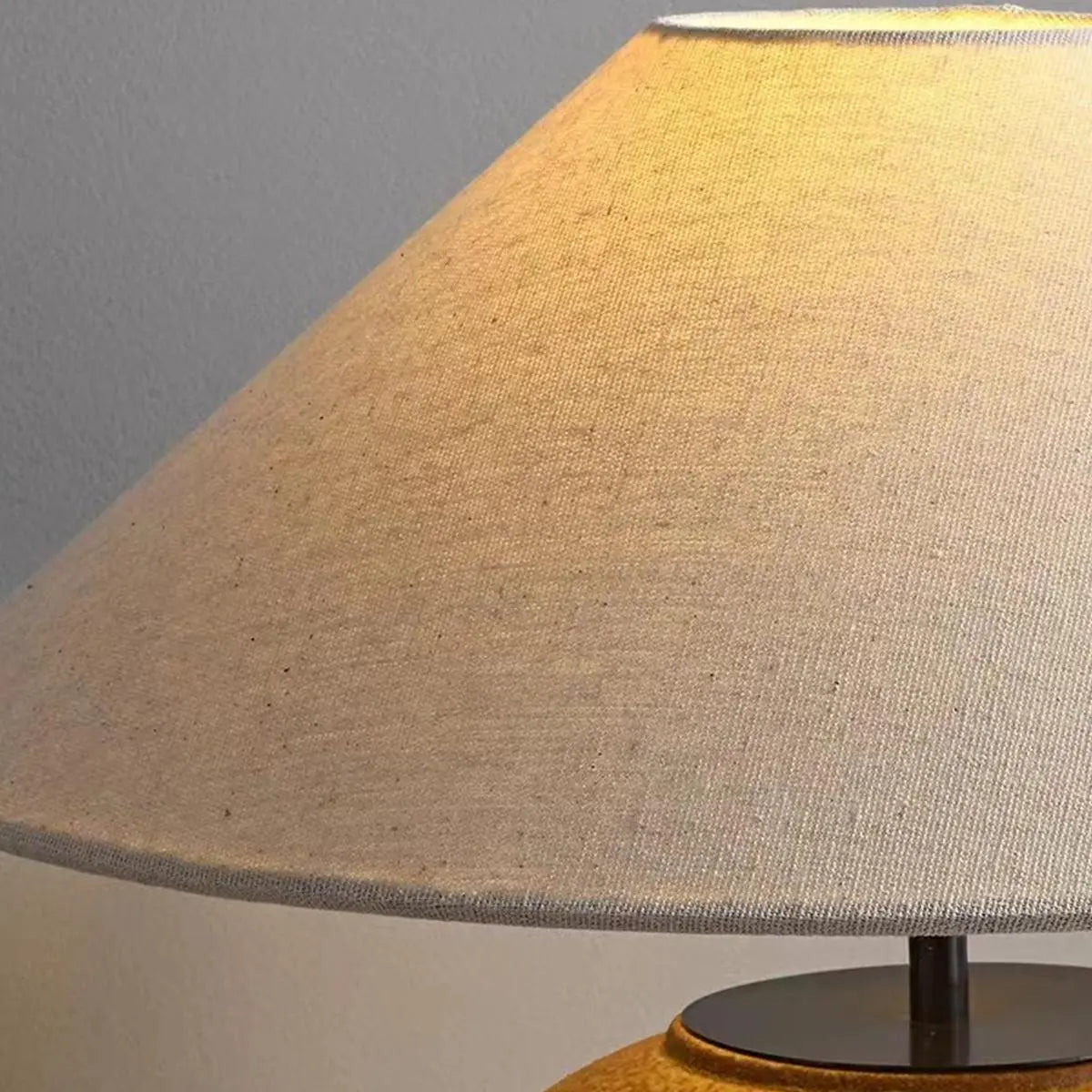 Vintage Ceramic Table Lamp