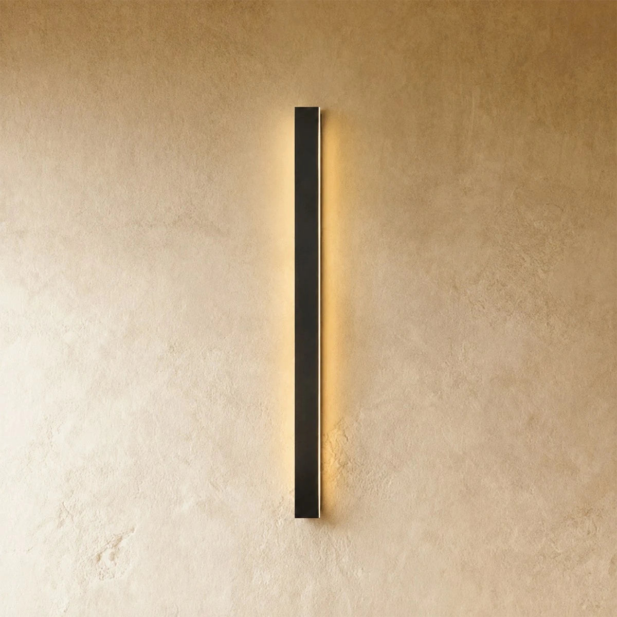 Arcato Minimalist Wall Lamp – Waterproof Linear for Outdoor