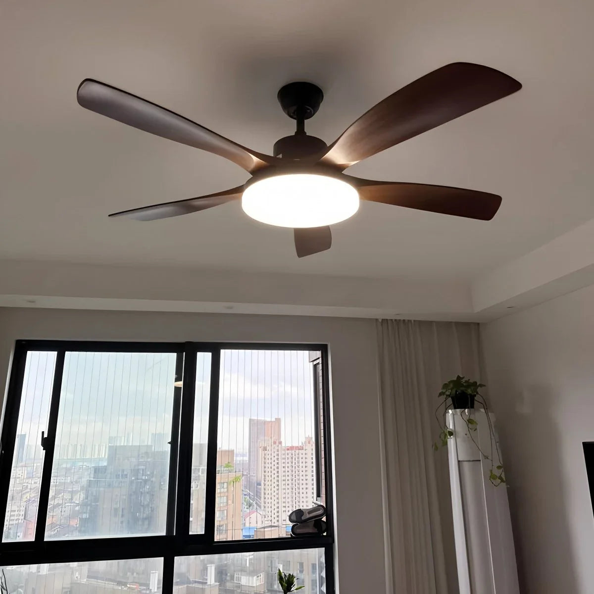 Living Room Minimalist Ceiling Fan with Light