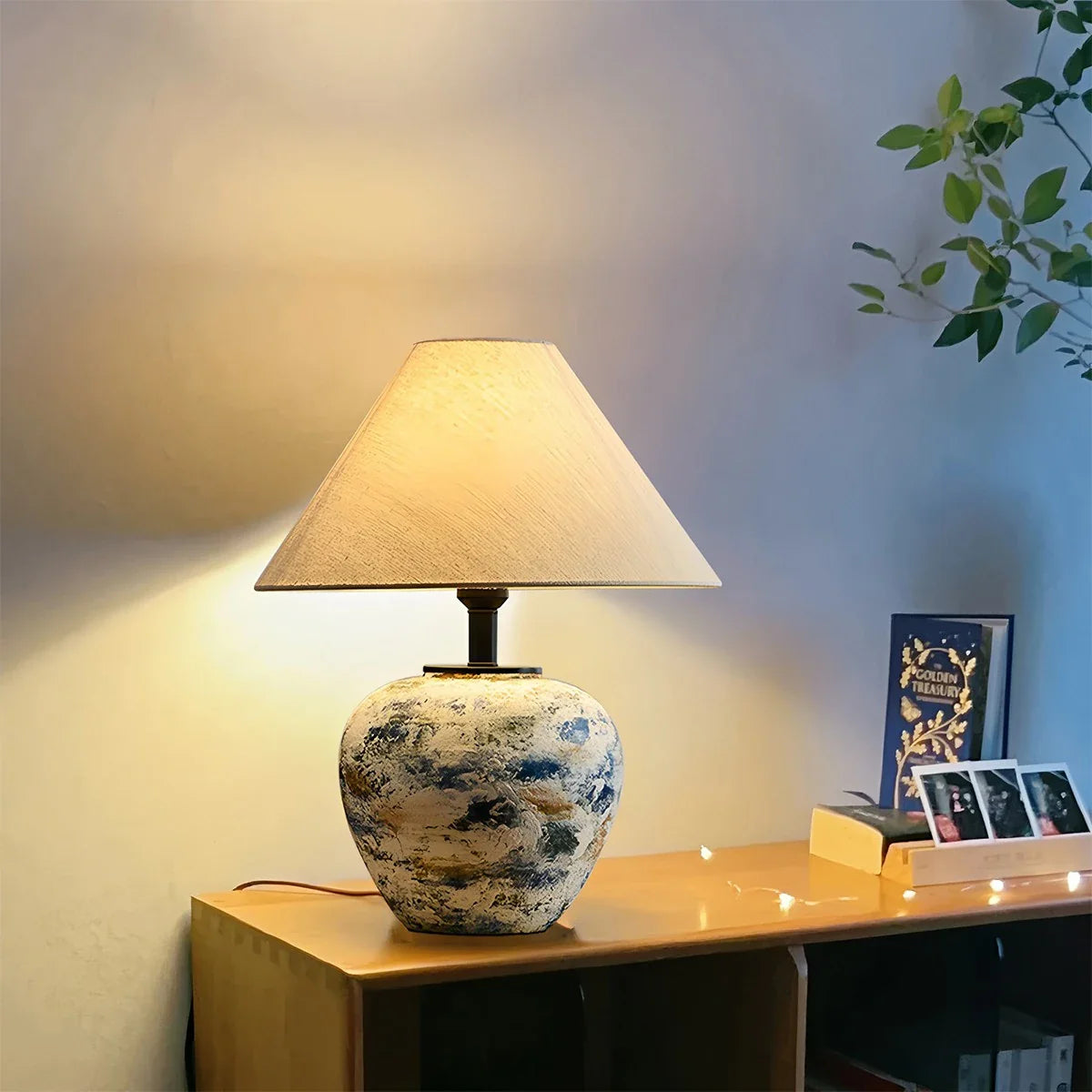 Neoclassical Ceramic Table Lamp