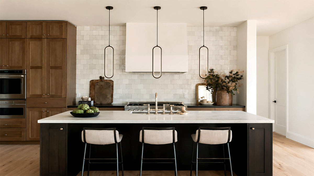 Oval Pendant Light for Dining and Window-Side Spaces