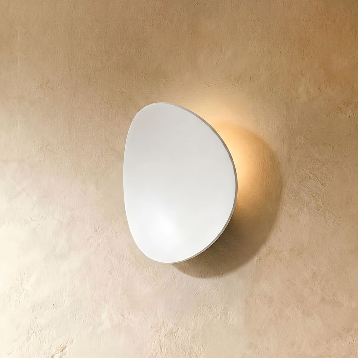 Meir Wall Lamp