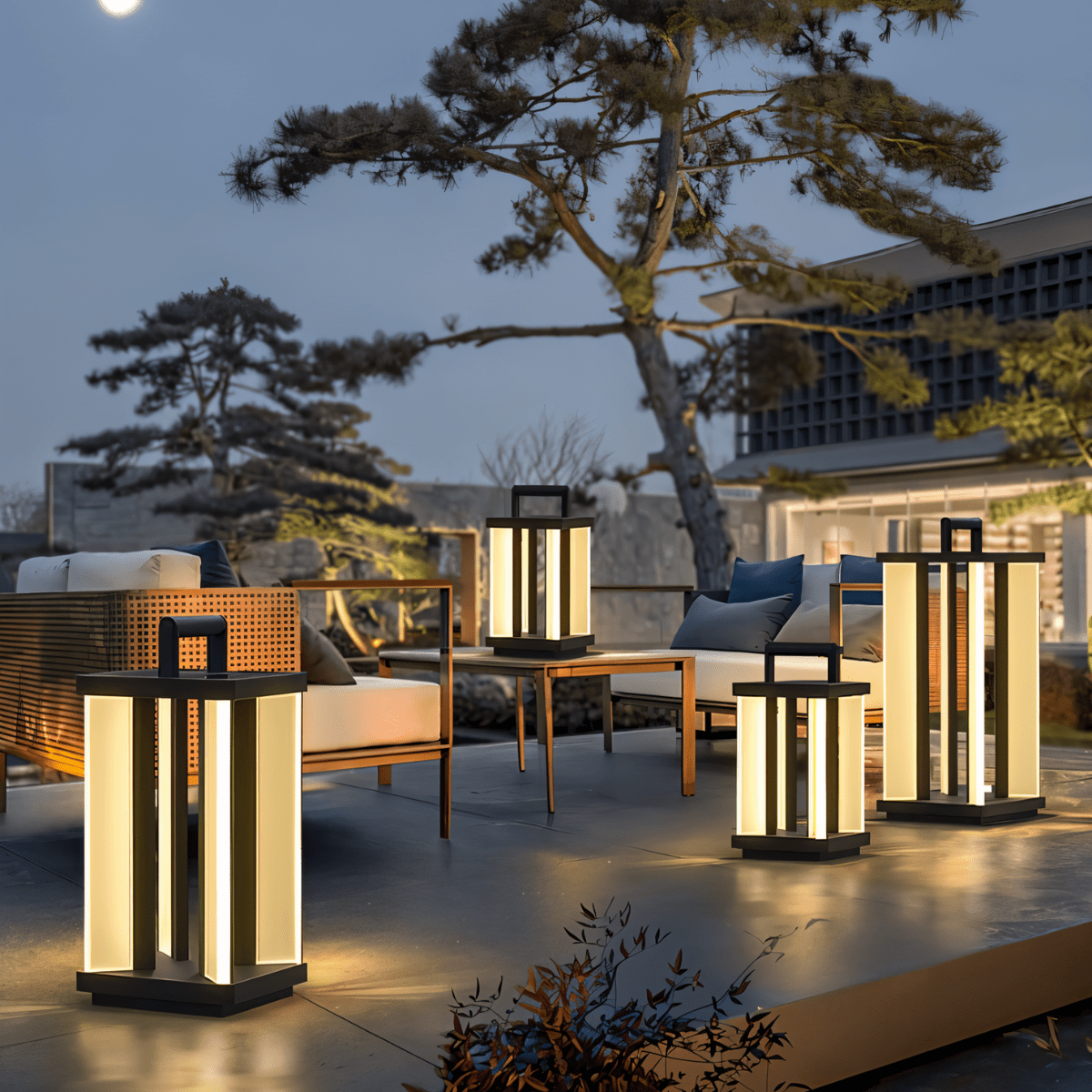 Gloza Outdoor Lamp