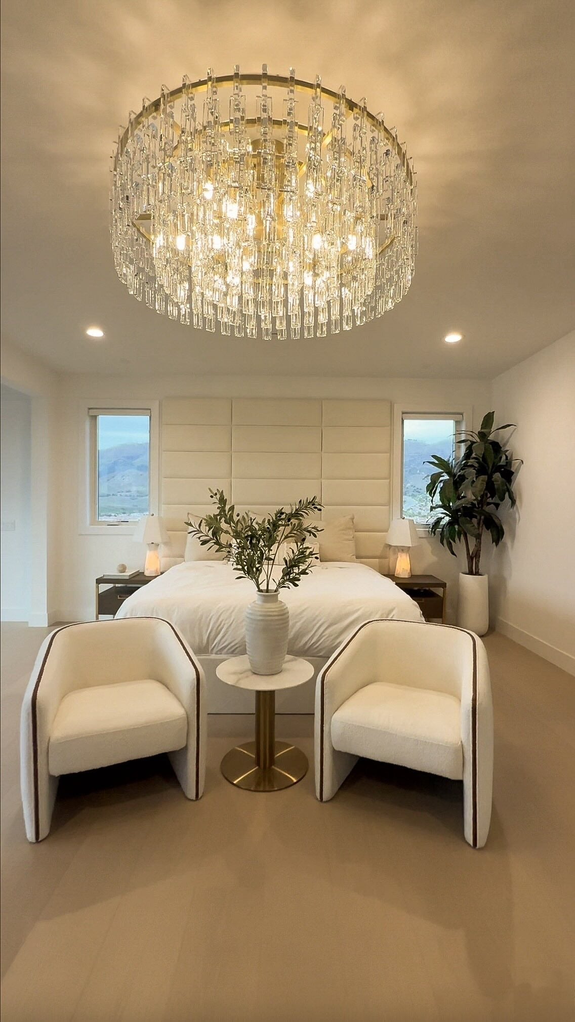 Cascading Chain Crystal Chandelier - Marignan