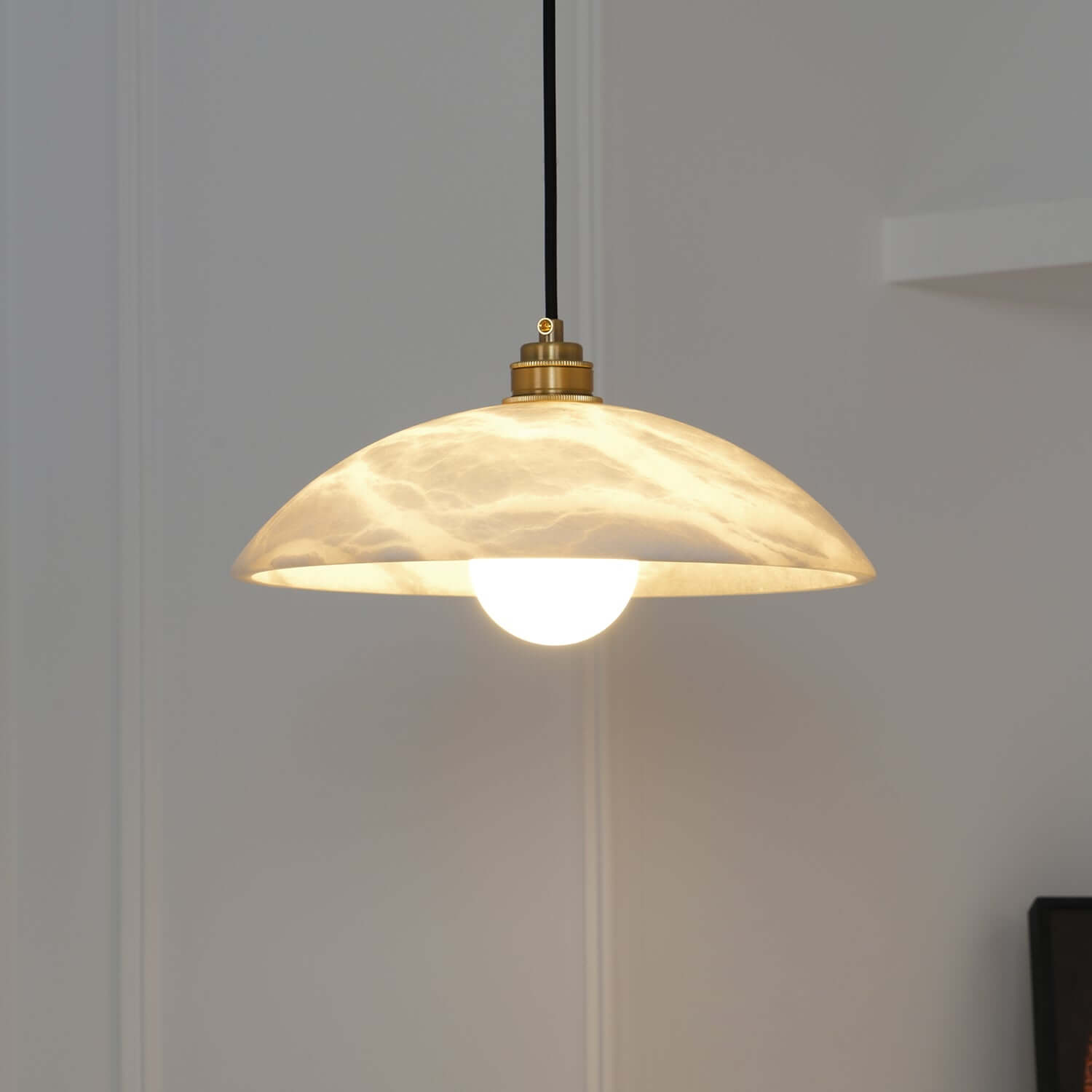 Kavmi Pendant Light