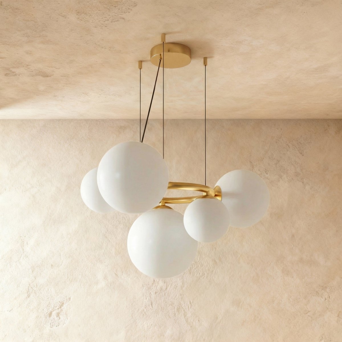 Lucienne Chandelier