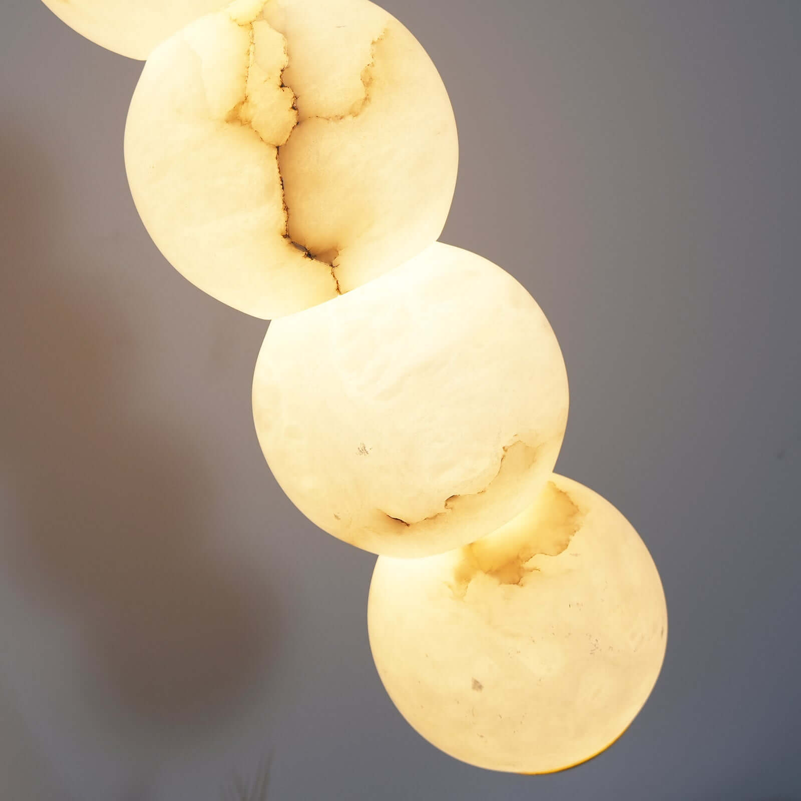 Mivon Pendant Light