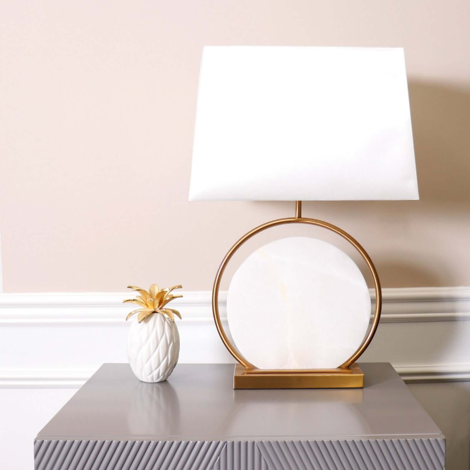 Omavi Table Lamp