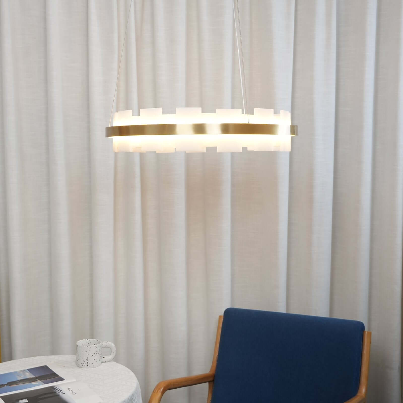 Omvilo Chandelier