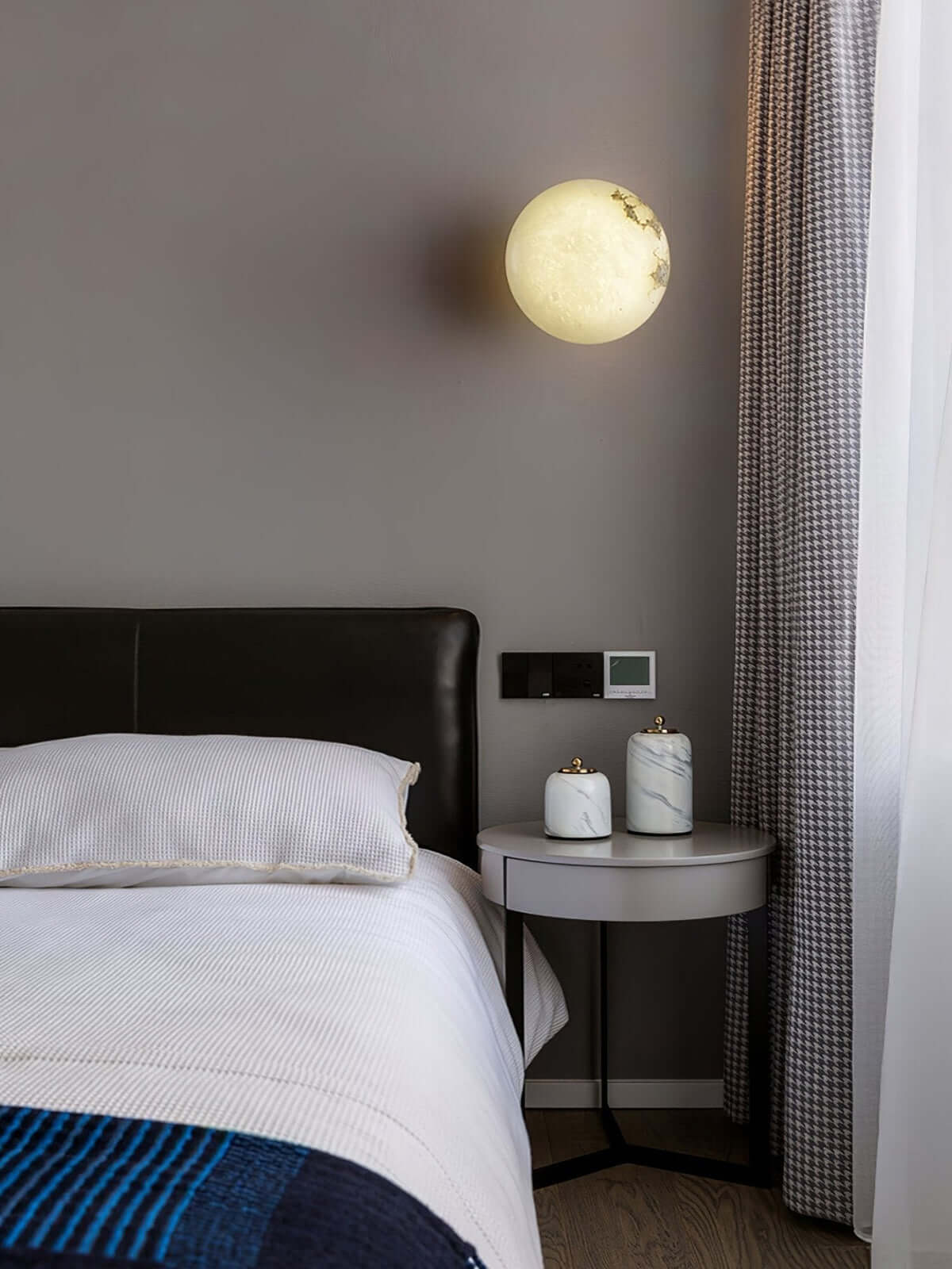 Zarion Ceiling Light